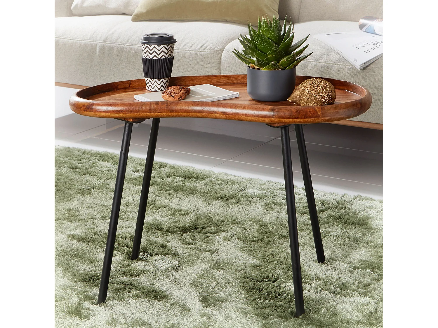 Couchtisch SV51466 Sheesham Tisch mit Metallbeinen Retro Sofatisch klein