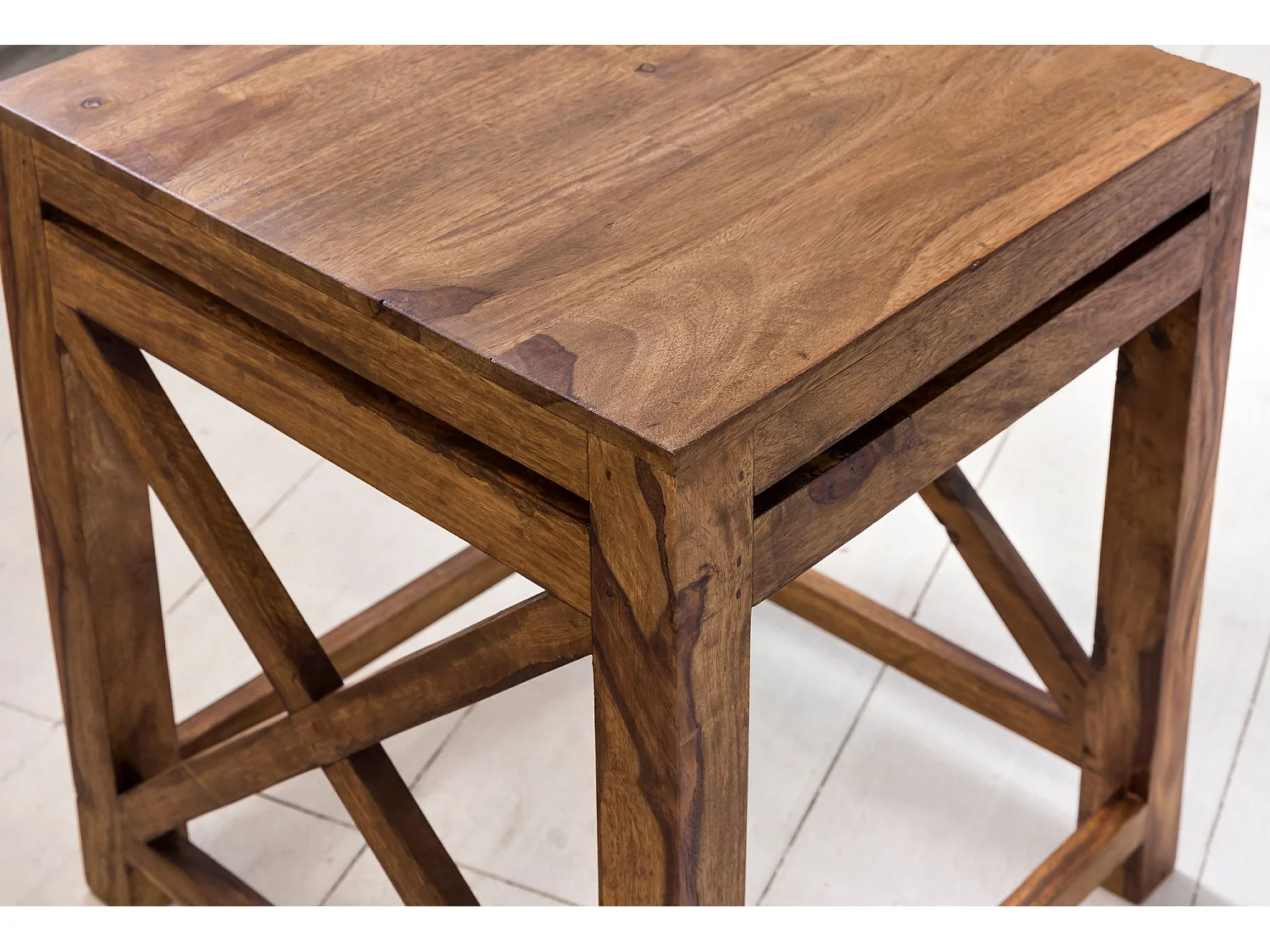 set di 2 tavolini da salotto in legno massello tavolino