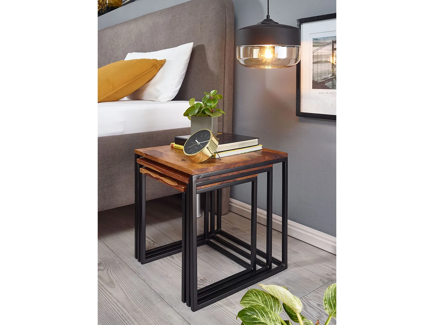 Set di 3 Tavolini da Soggiorno Legno Massello Tavoli Salotto Piazza