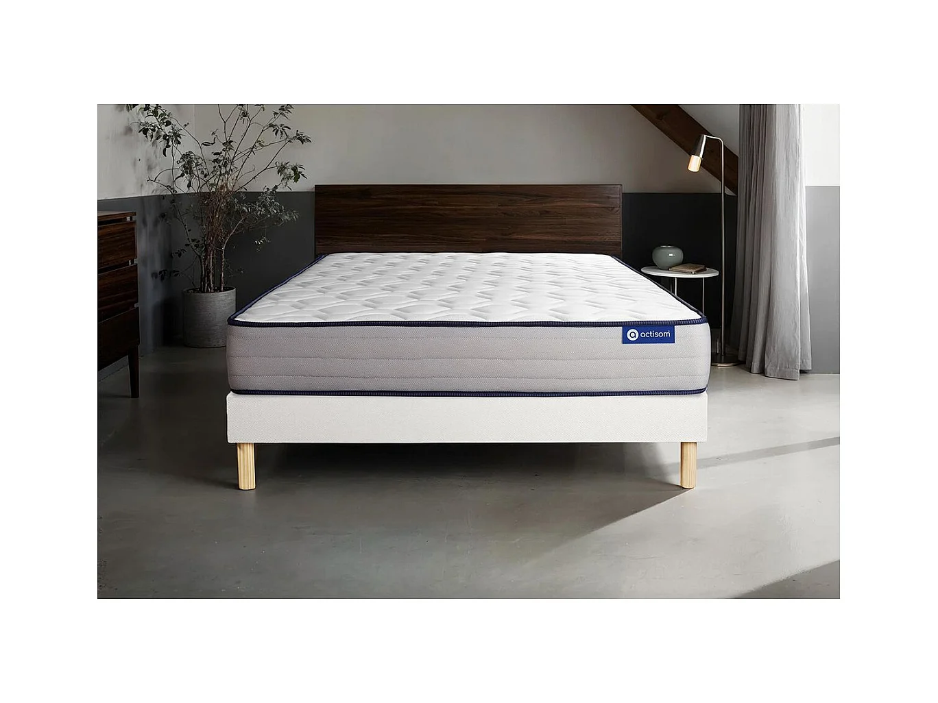 Lattenbodem en Actiflex form matras 140x190cm , matrasdikte : 22 cm , pocketveren en traagschuim , stevig, 5 comfortzones