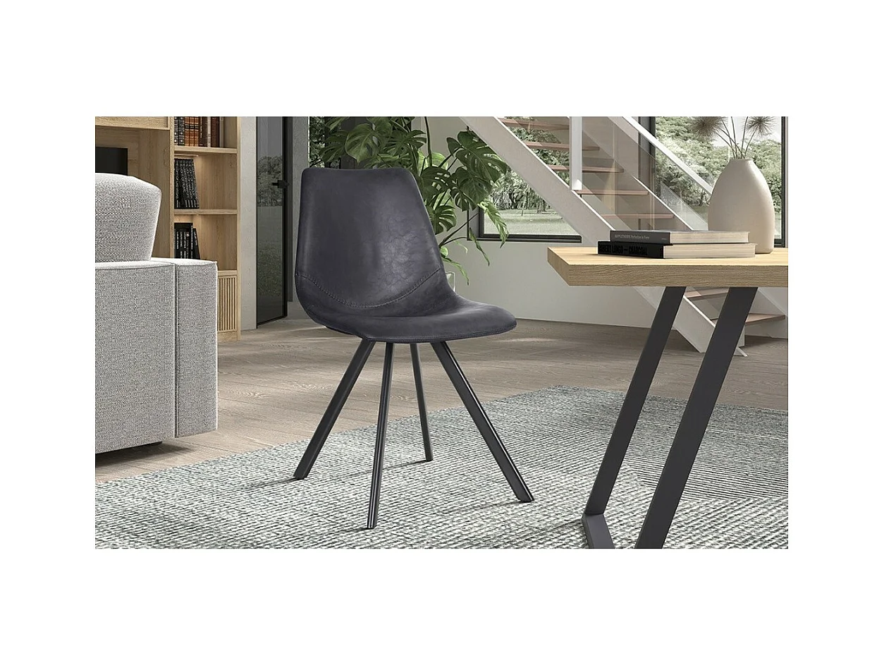 Chaise EMET – PU noir – Pieds métal – H83 x L46 x P60 cm