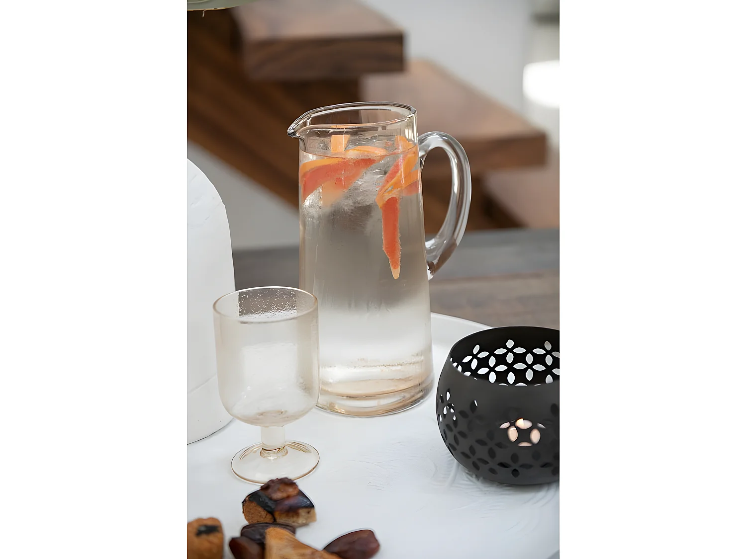 Portavelas perforado de hierro negro 13x13x9cm