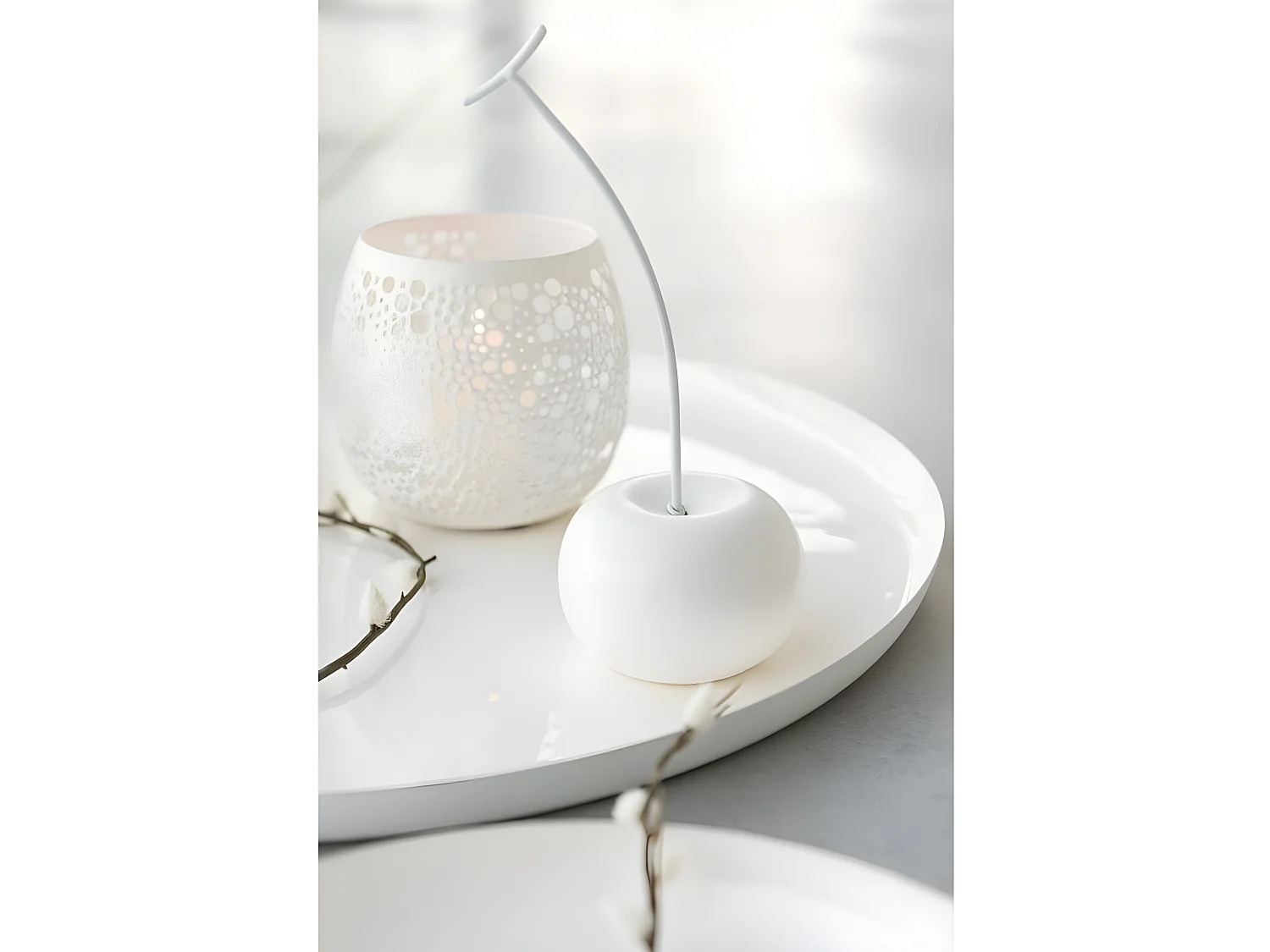 Fotóforo perforado metal laca blanco Alt. 12 cm