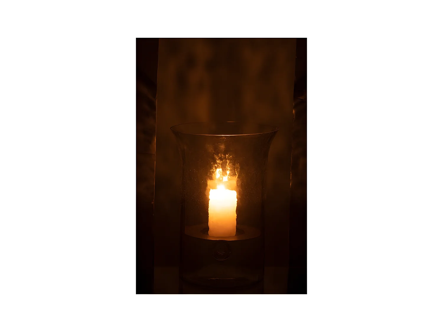 Candelabro de vidrio transparente de 19x19x27 cm.