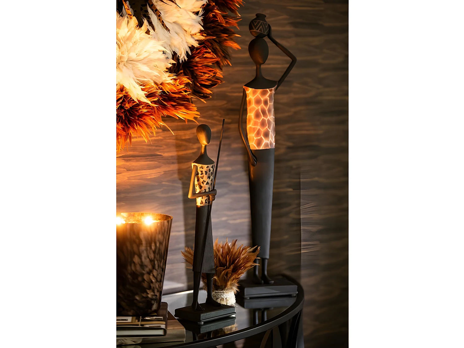 Vela perfumada noa sándalo negro/oro-68h Alt. 16 cm