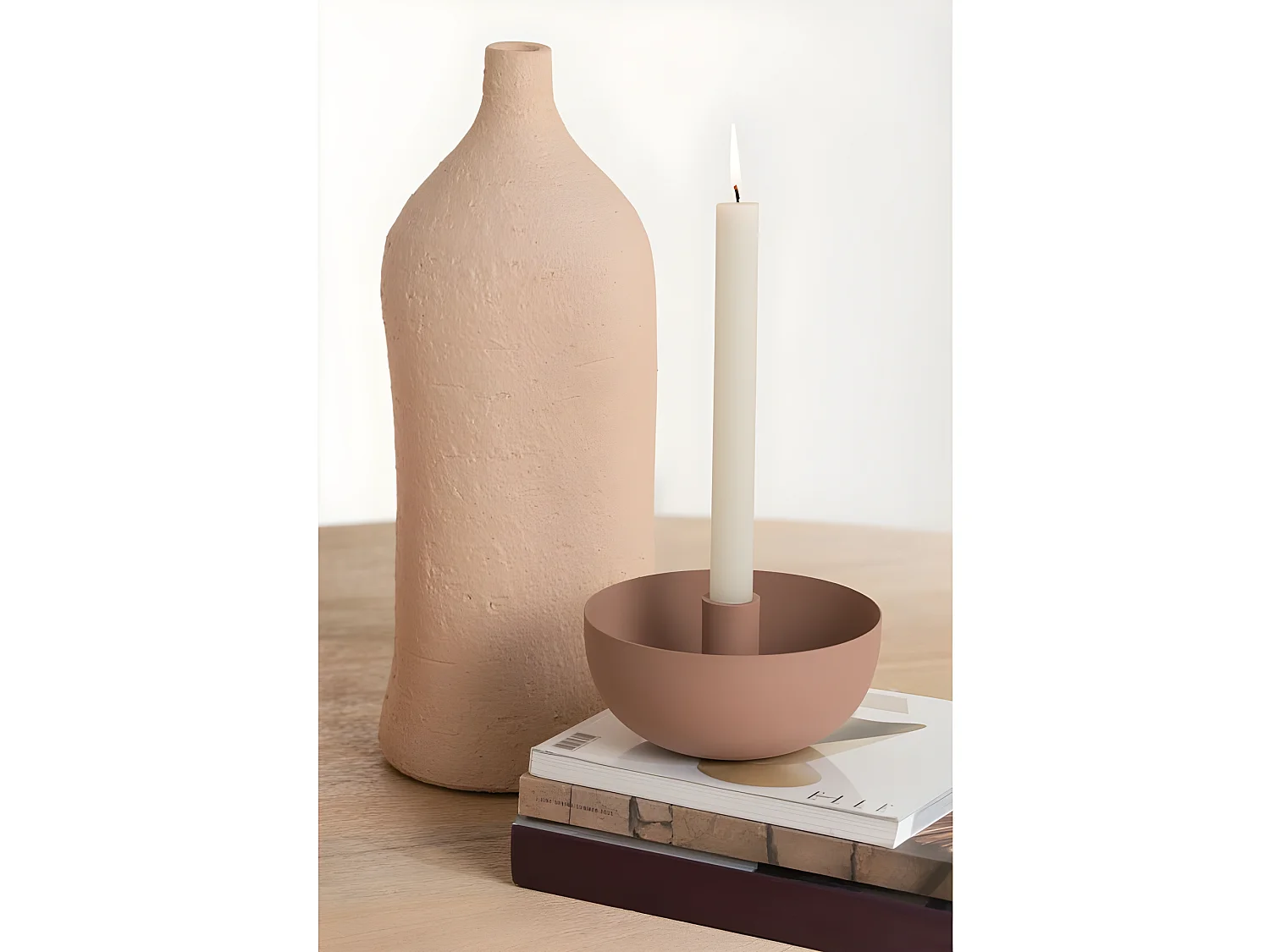 Portavelas de metal rosa de 15x17x7 cm