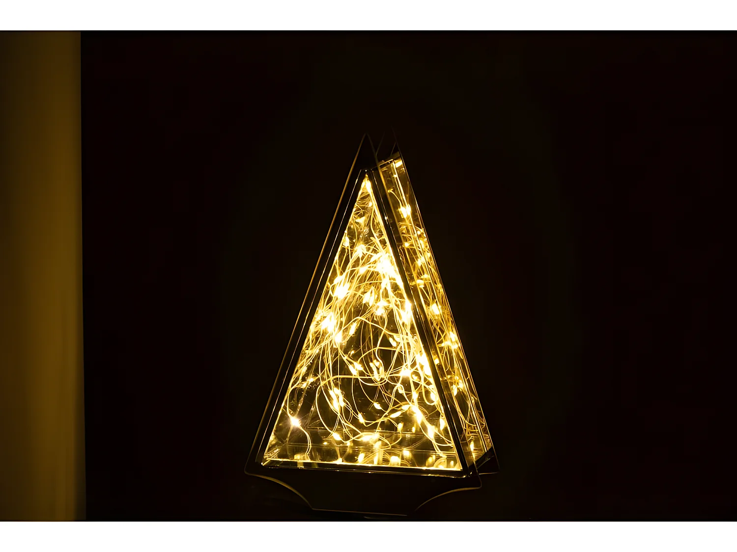 Decoración led triángulo cristal oro Alt. 24 cm