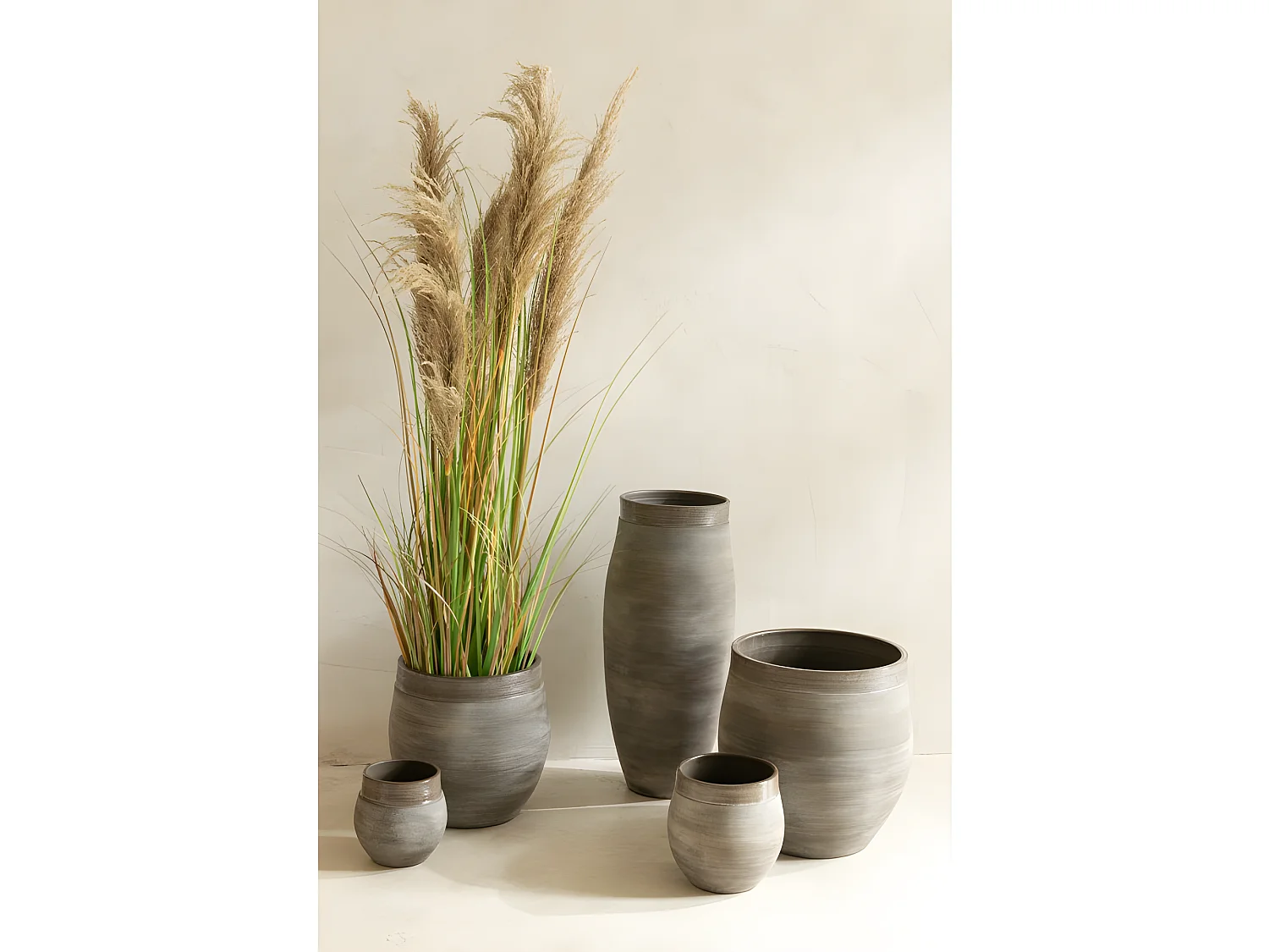 Portavaso in ceramica marrone 25x25x25 cm