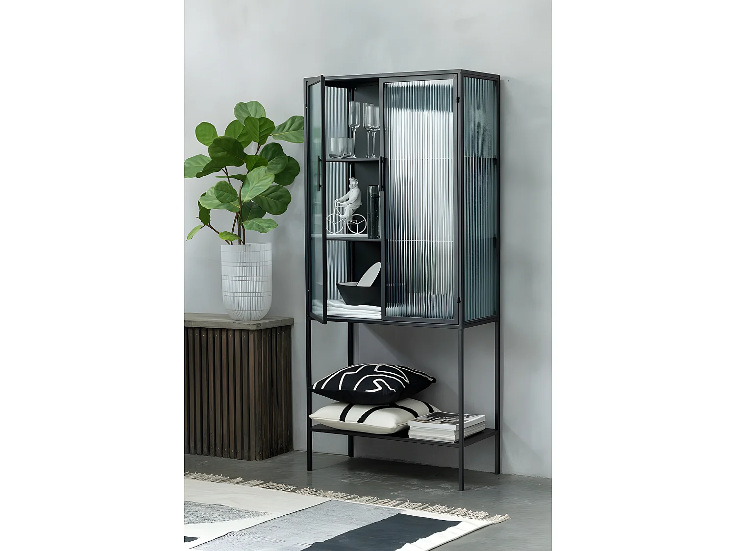 Vaso rotondo con linee in vetro bianco 24x24x36 cm