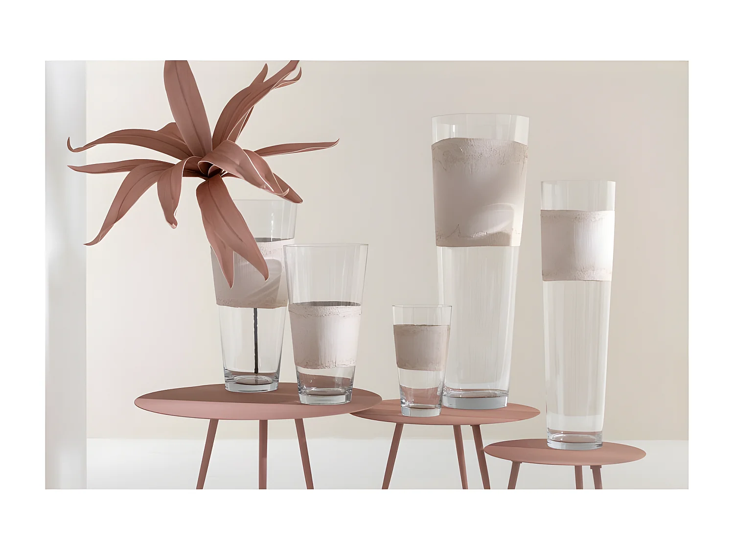 Jarrón con línea de vidrio beige 17x17x60 cm