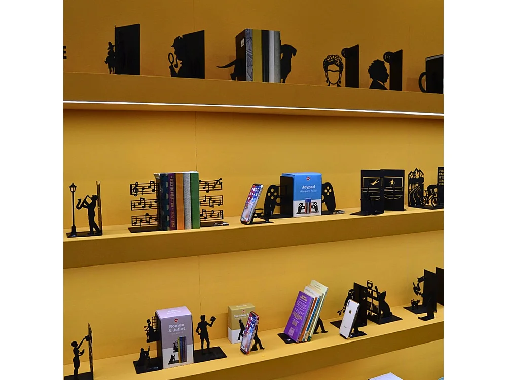 Porte-revues en métal Feline