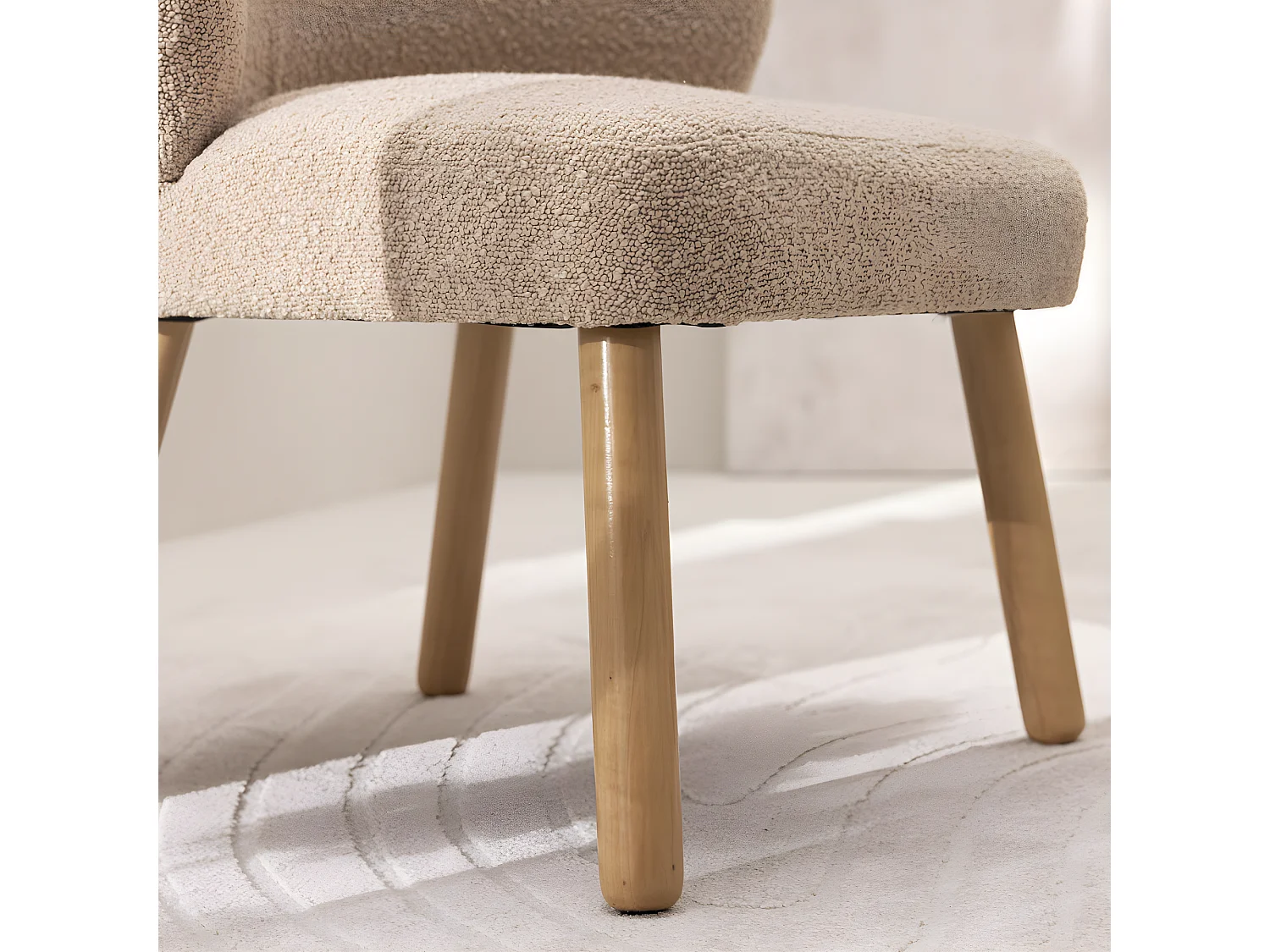 Raph - Fauteuil en tissu bouclette et bois - Taupe