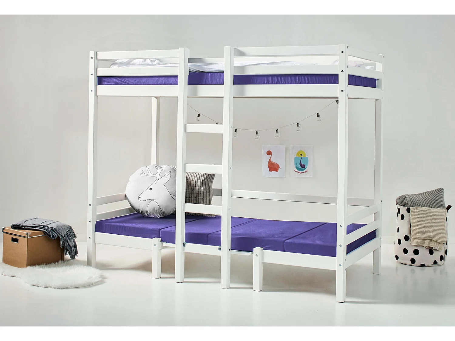 Basic Lit superposé Jumbo avec canapé violet, bureau et sommiers à lattes inclus.