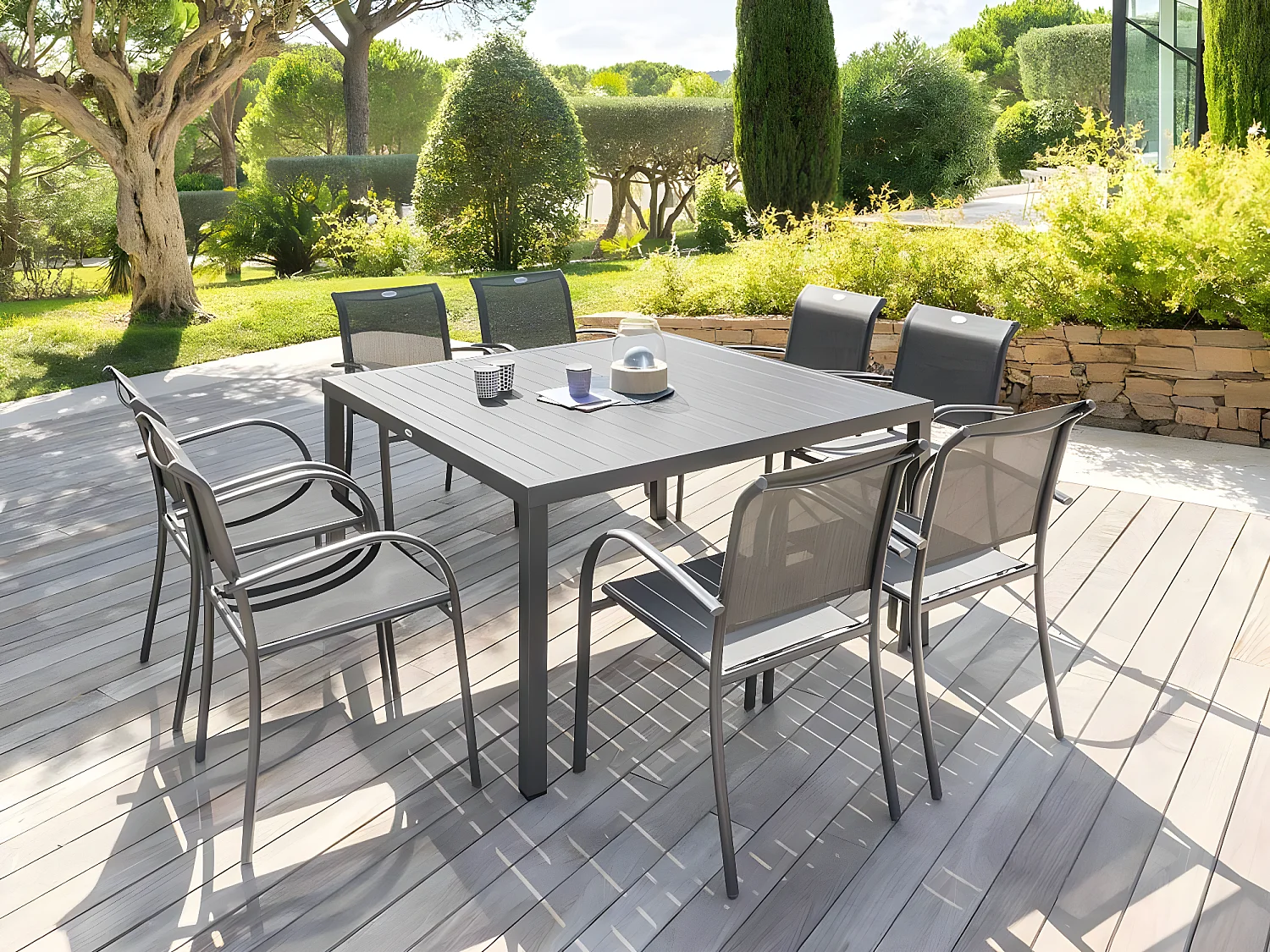Table de jardin carrée Piazza 8 places Graphite - Hespéride