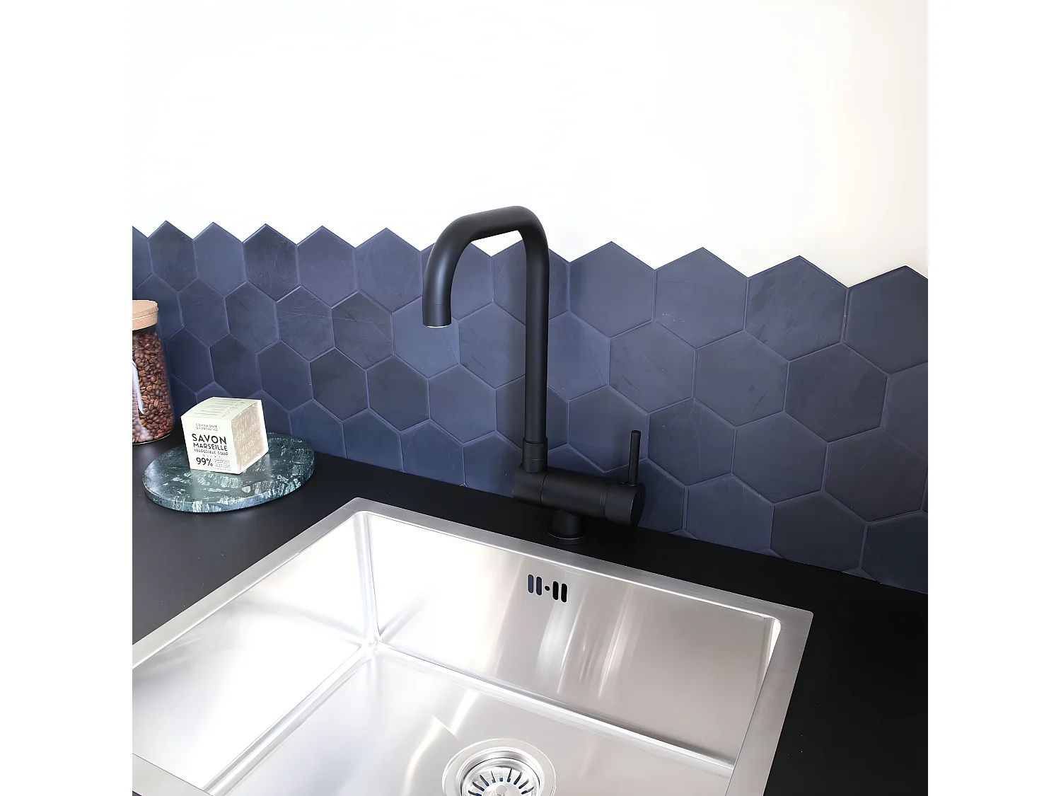 New Oslo mitigeur évier noir rabattable - Essebagno