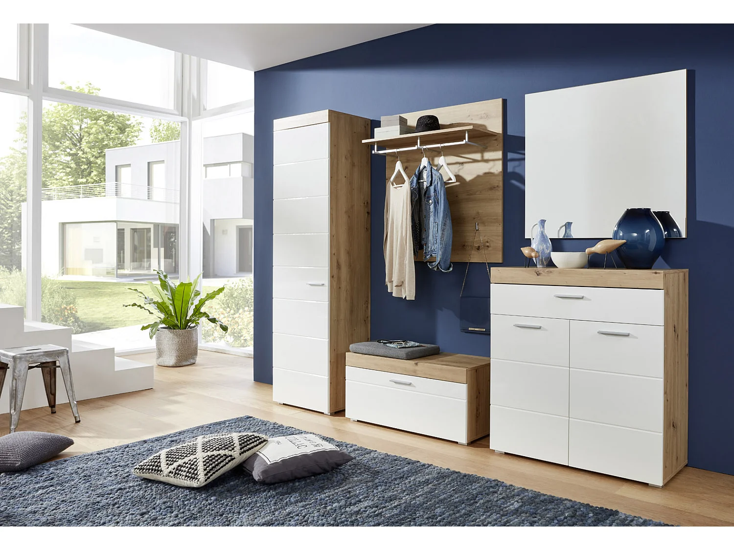 Meuble à chaussures 2 portes 1 tiroir laqué blanc et chêne clair Kelia