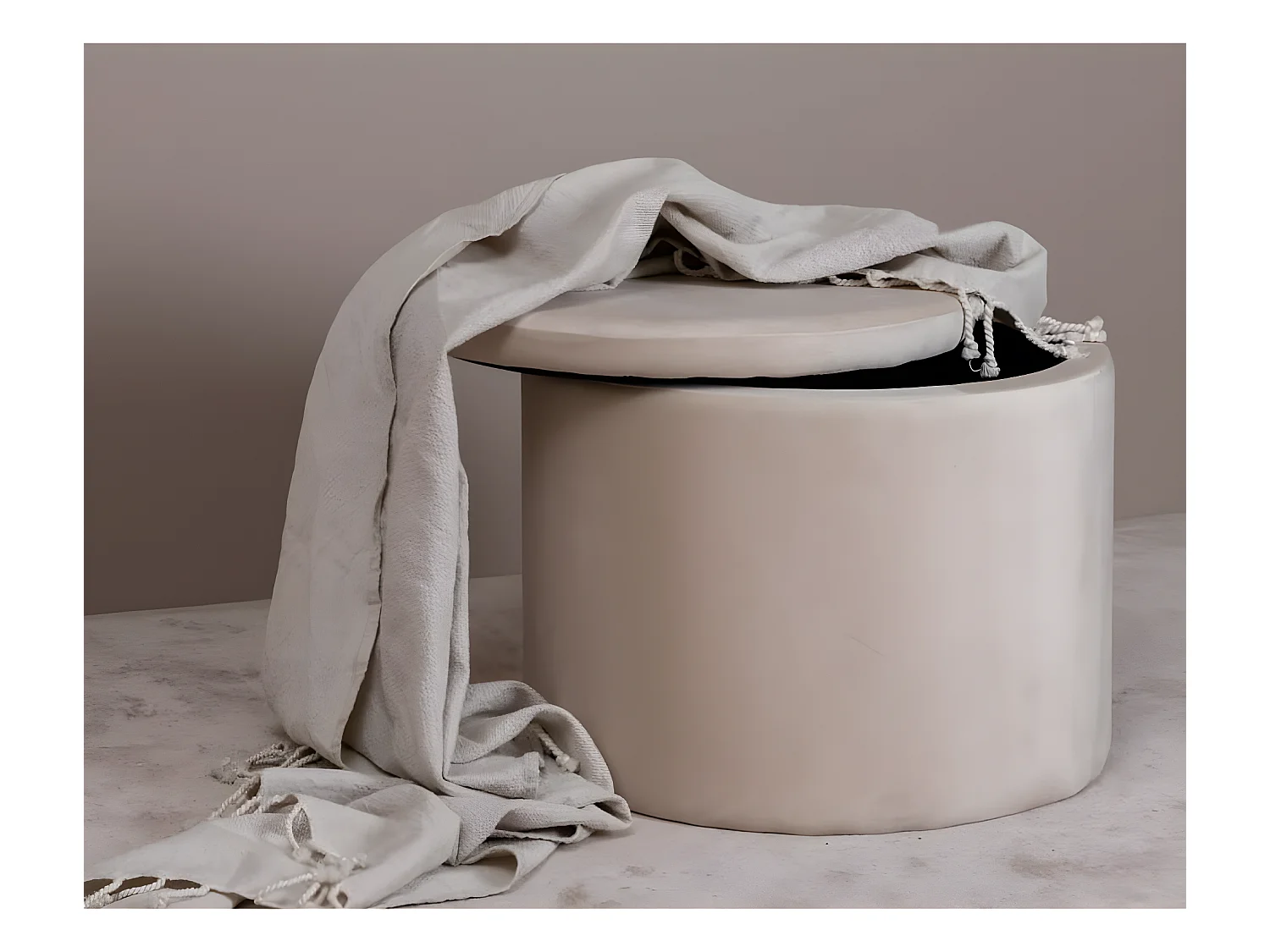 Dunken poef, hocker met opbergruimte Ø51cm velours beige.
