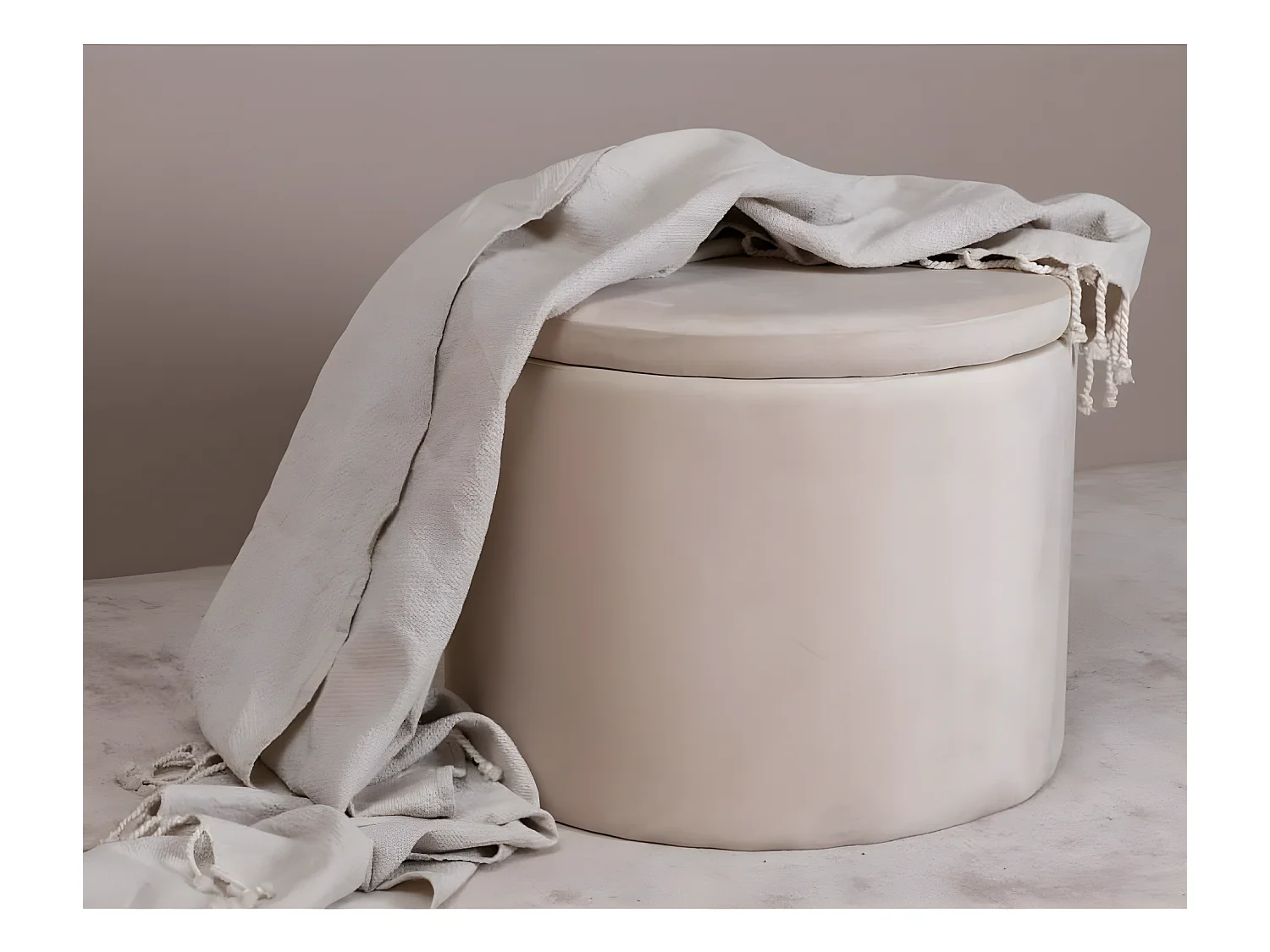 Dunken poef, hocker met opbergruimte Ø51cm velours beige.