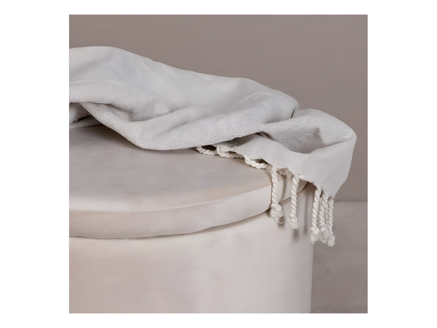 Dunken poef, hocker met opbergruimte Ø51cm velours beige.