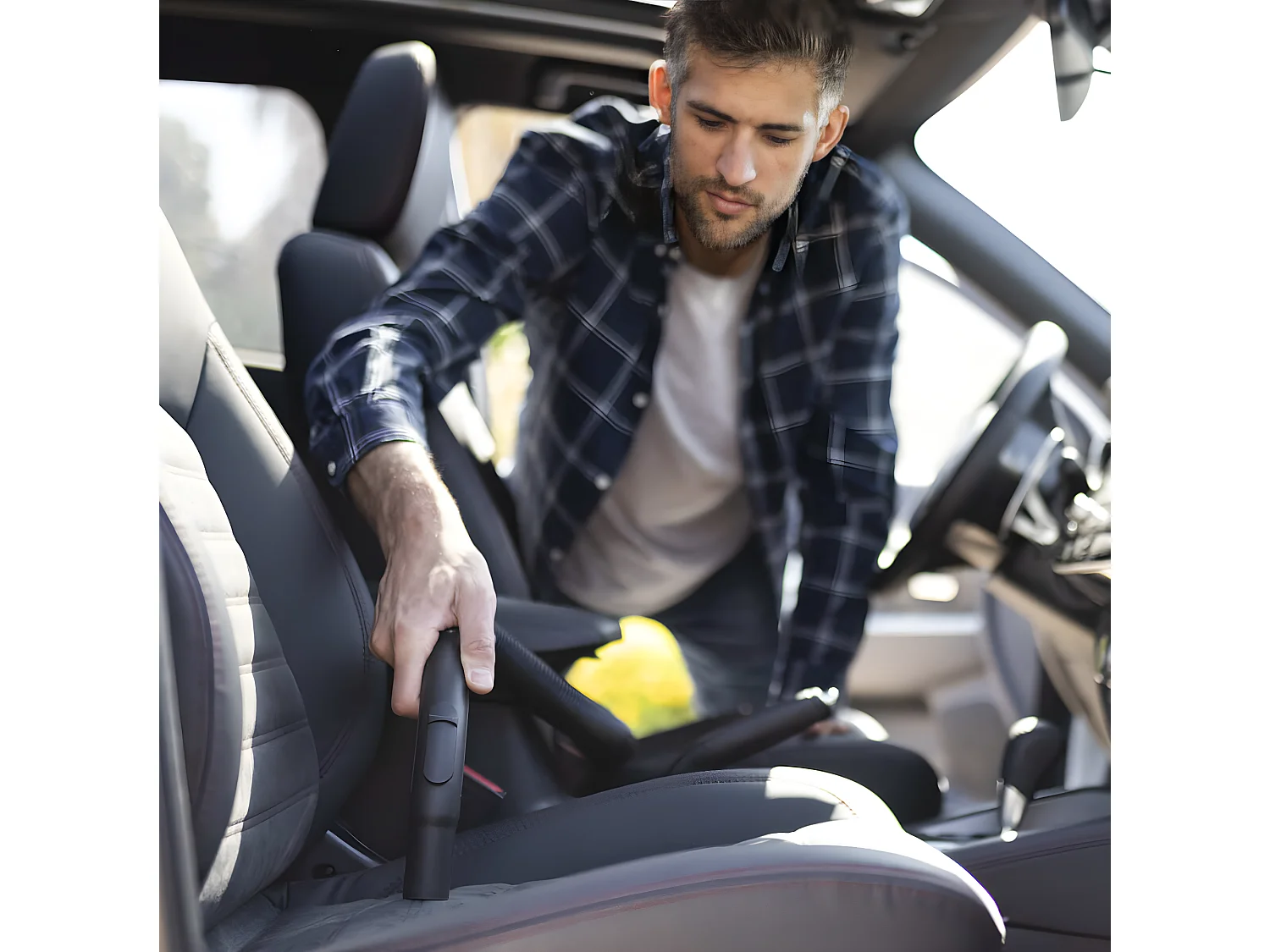 Goodyear - Aspirador Industrial para Sólidos y Líquidos 30 L. Aspiradores sin Bolsa 1.600W. Enchufe Sincronizado 1.000W.