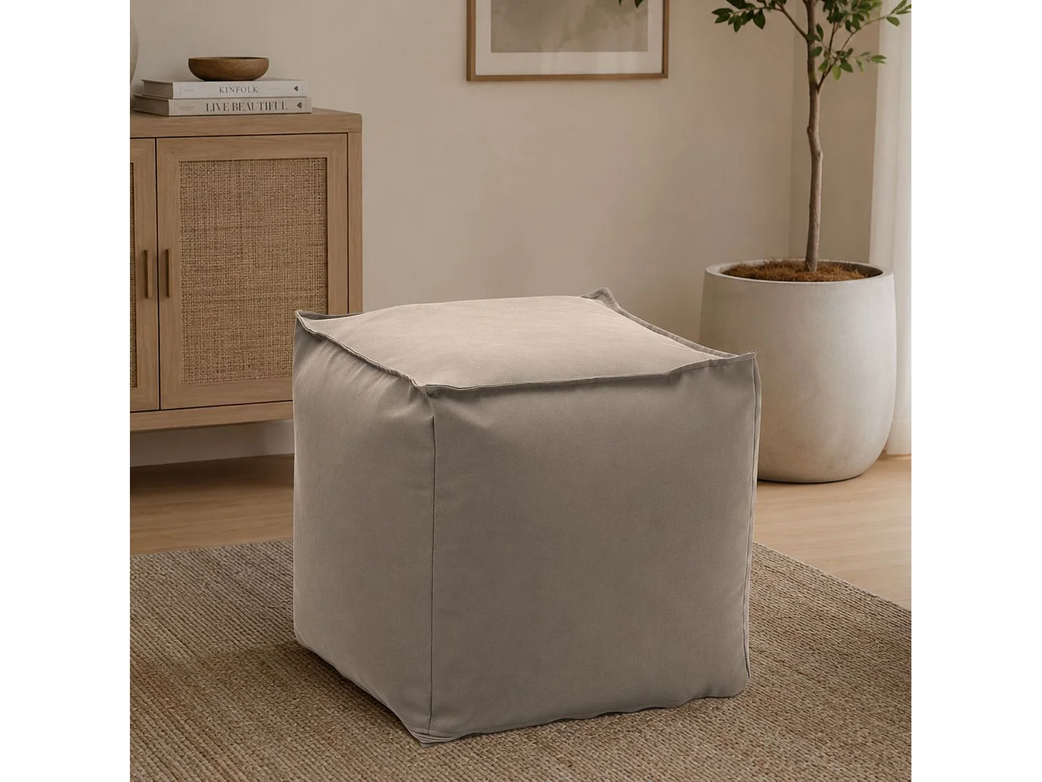 Pouf Dabbey, Pouf multifonctionnel, Fauteuil relaxant en tissu rembourré, 100% Made in Italy, 45x45h45 cm, Beige