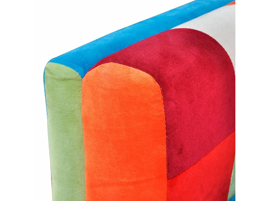 Poltrona cubo com pés cromados, tecido com design de retalhos