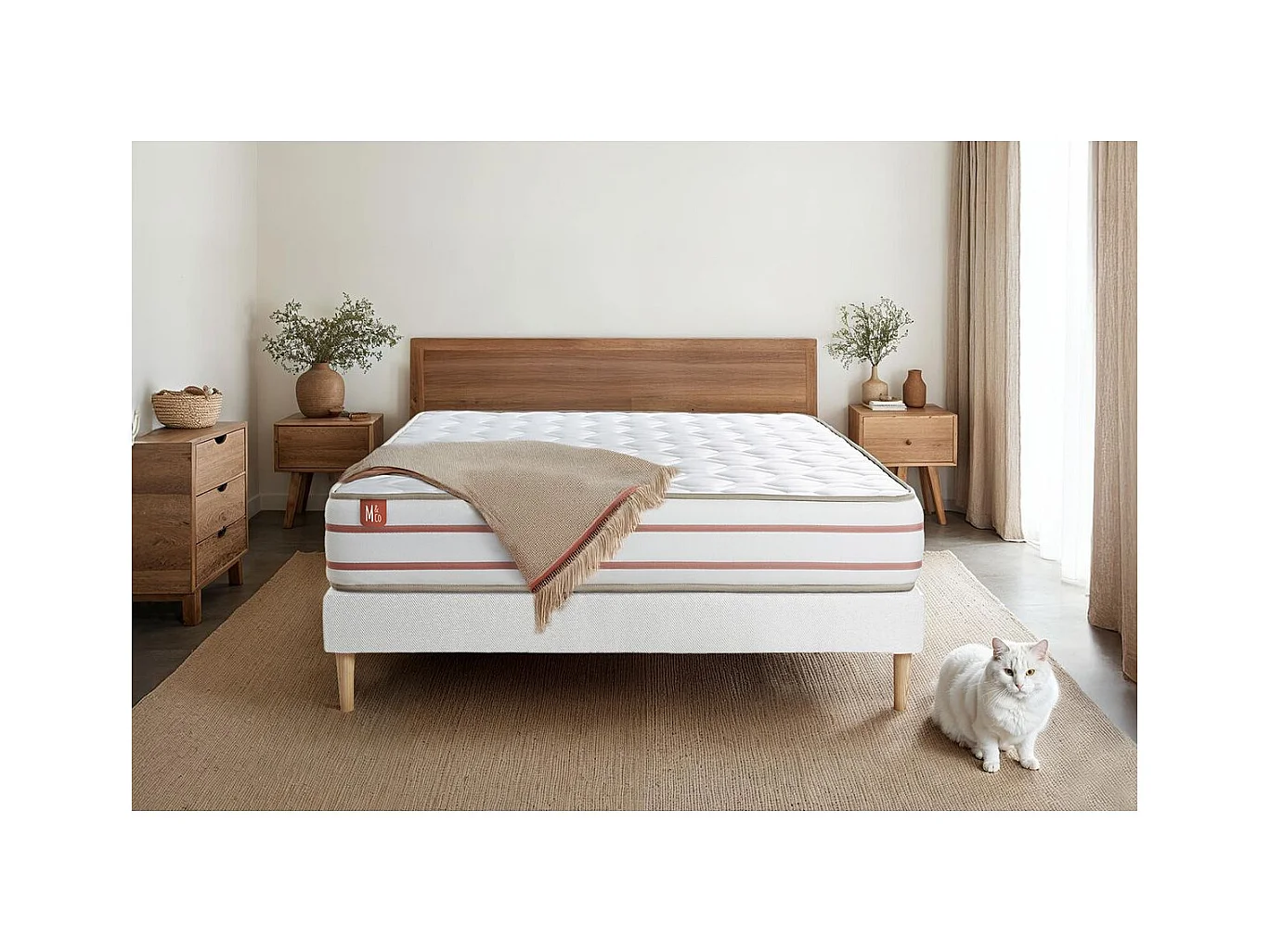 Ensemble LE DOUX 140x190cm Mémoire de forme 3 zones de confort - Ep. 24cm + sommier kit Blanc