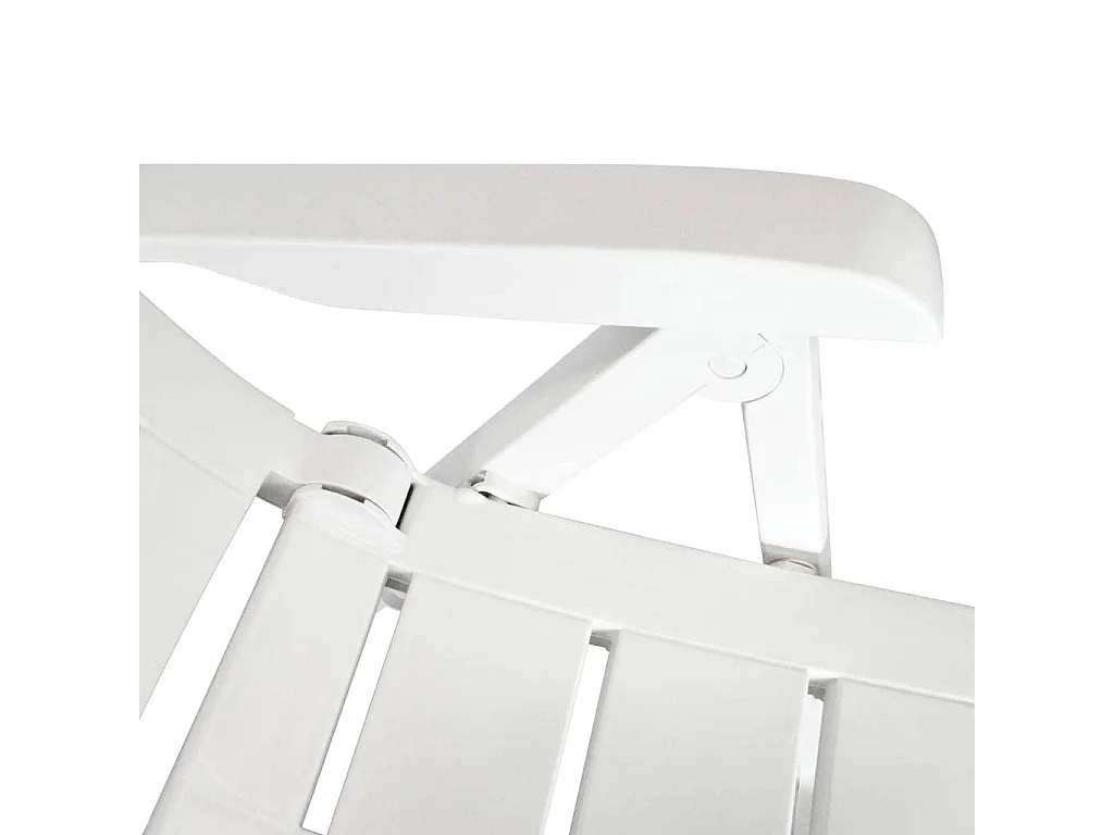 Conjunto de 6 cadeiras reclináveis dobráveis de plástico branco.