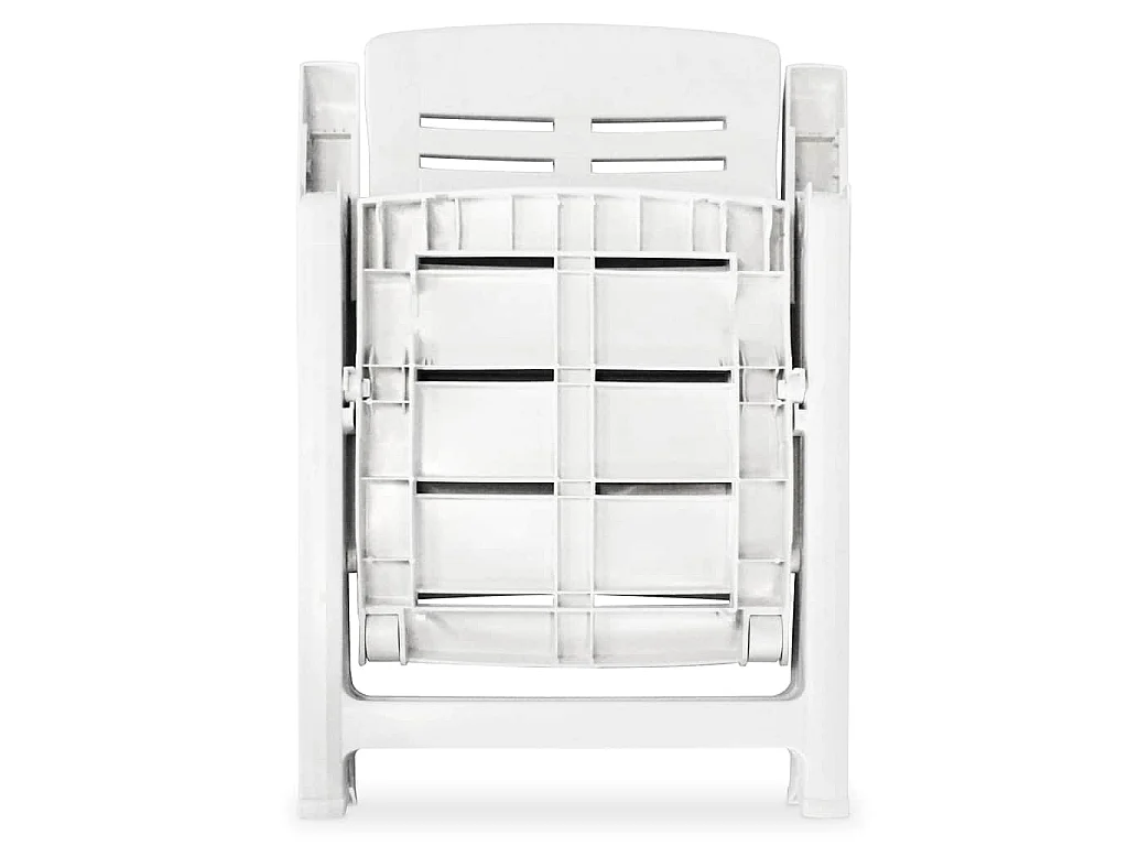 Conjunto de 6 cadeiras reclináveis dobráveis de plástico branco.