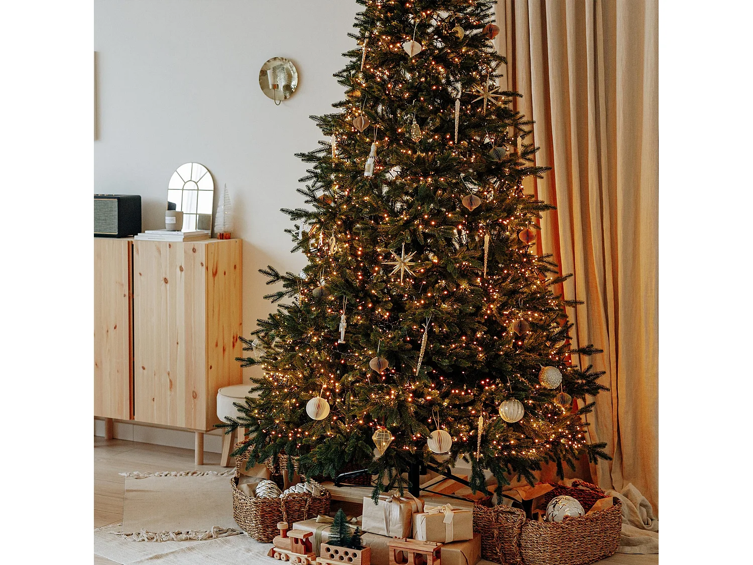 Guirlande lumineuse de Noël à 700 LED en cluster blanc chaud intérieur/extérieur