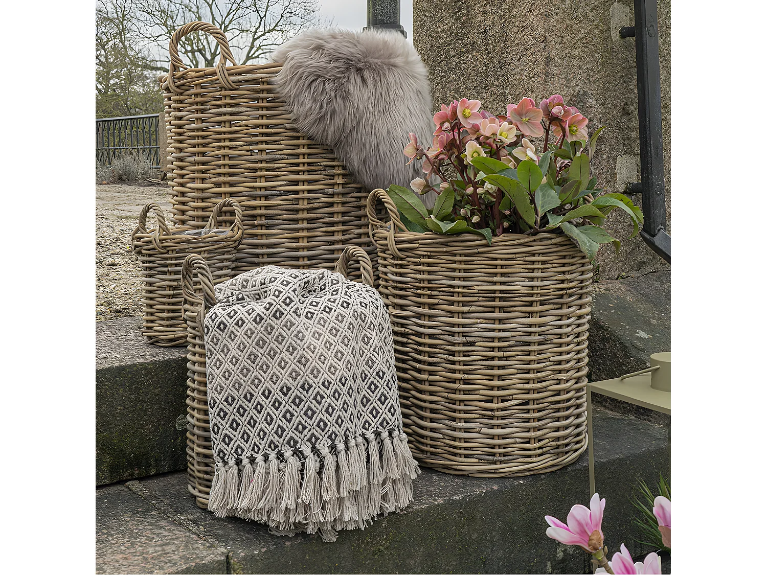 MARTYN - Plaid 180x130cm Beige et Marron à Motifs Géométriques