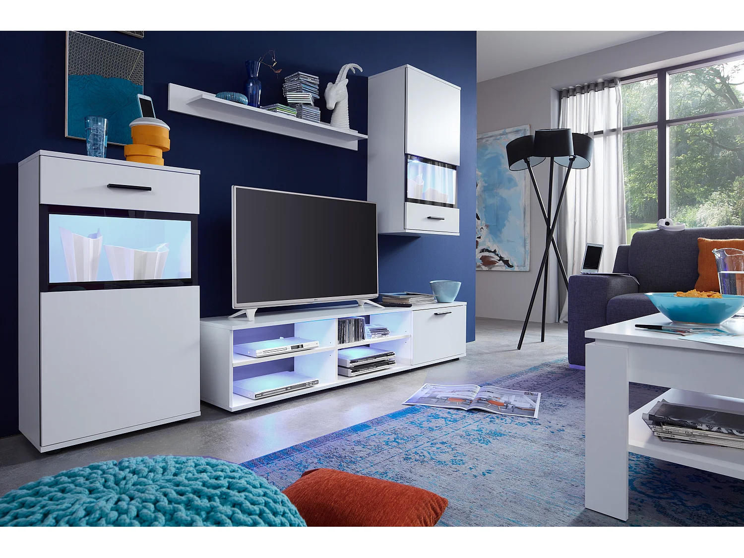 Swala Regal Aufstellung, weiss, schwarz.