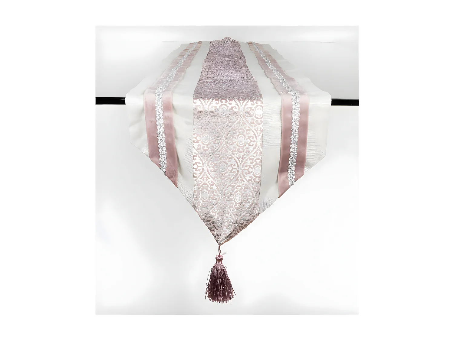 Camino 33*180 rosa flor de lis terciopelo pompones louise