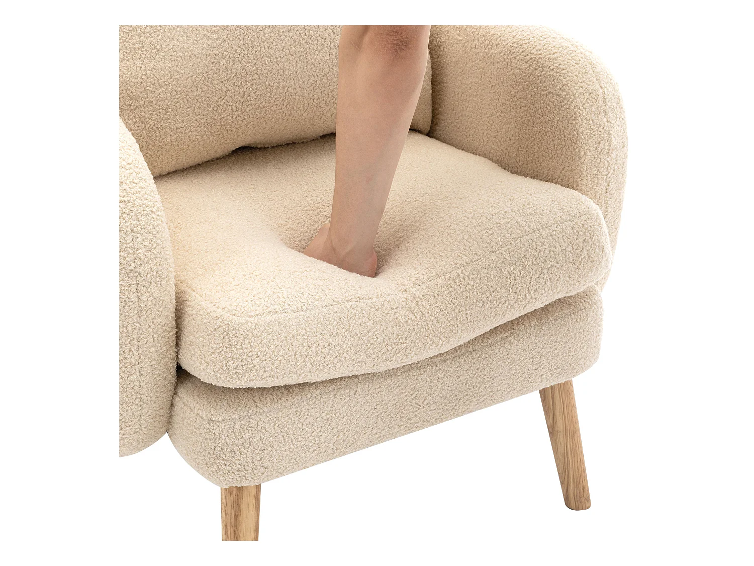 Sillón de tejido de rizo francés con cojín grueso - patas de madera maciza - beige