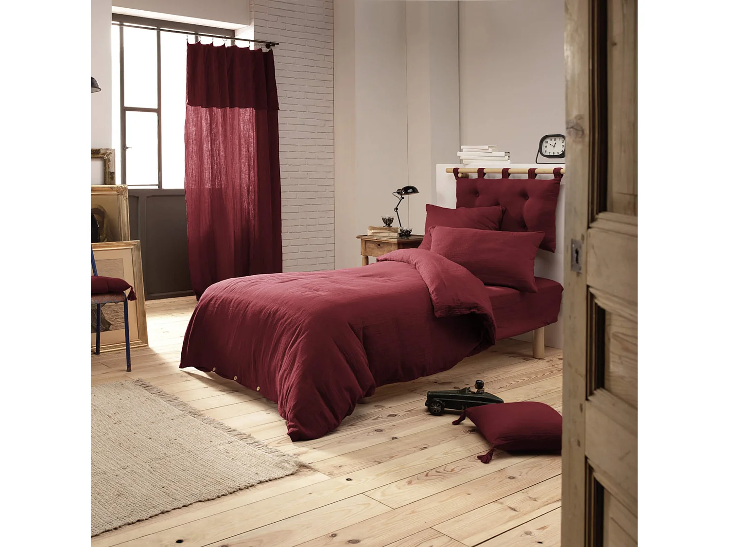 Parure de lit 240x220 double gaze de coton bordeaux Terre de Nuit