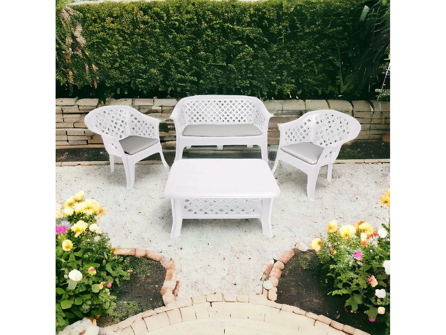 Ensemble de salon d'extérieur Brescia, Composition de jardin avec 2 fauteuils, 1 banc et 1 table basse, Salon intérieur et extérieur, 100% Made in Italy, Blanc
