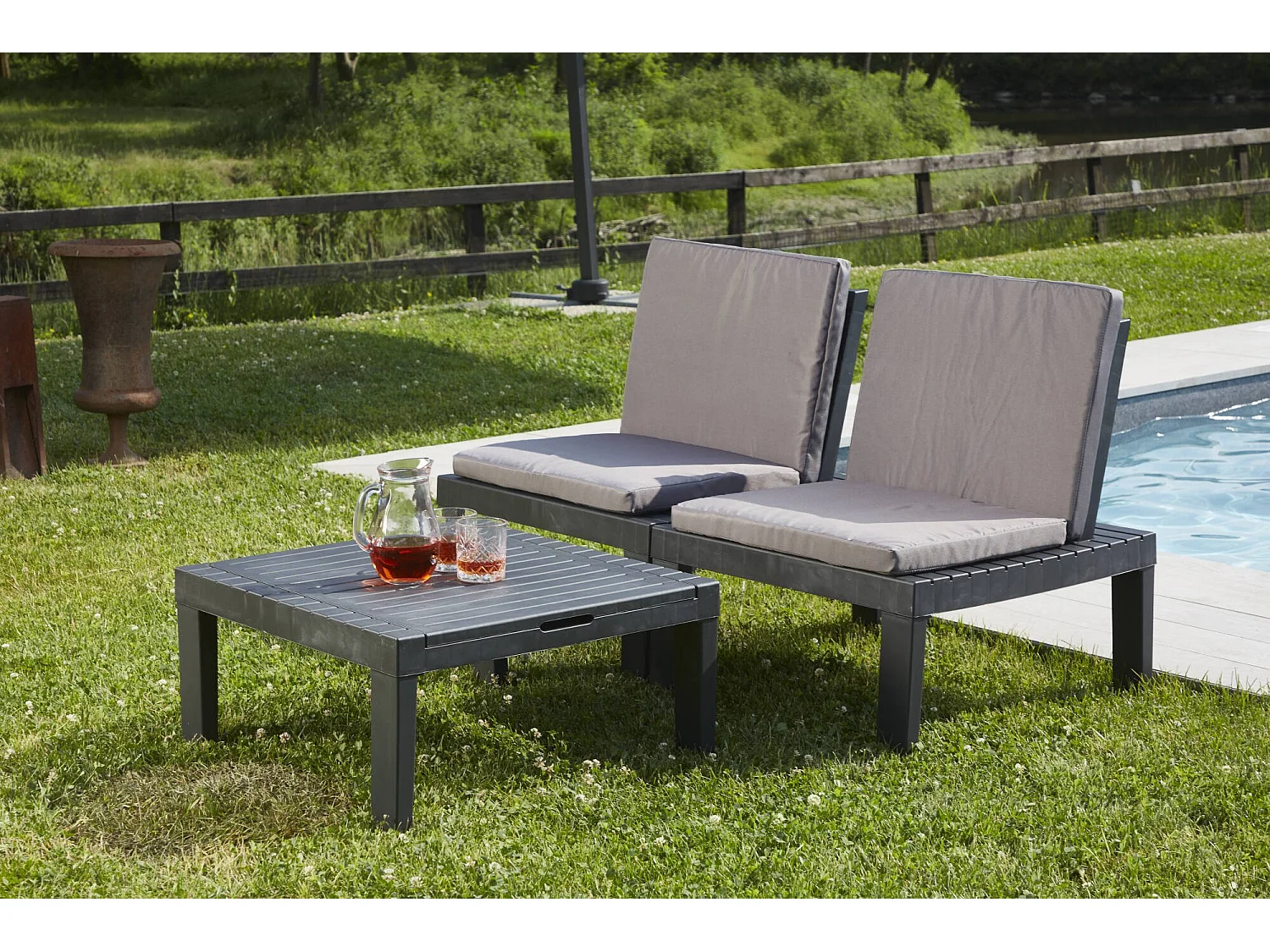 Dmora set Salotto da Esterno Cervia Nero Antracite 2 Posti Impermeabile Idrorepellente, Salottino Outdoor un Tavolino