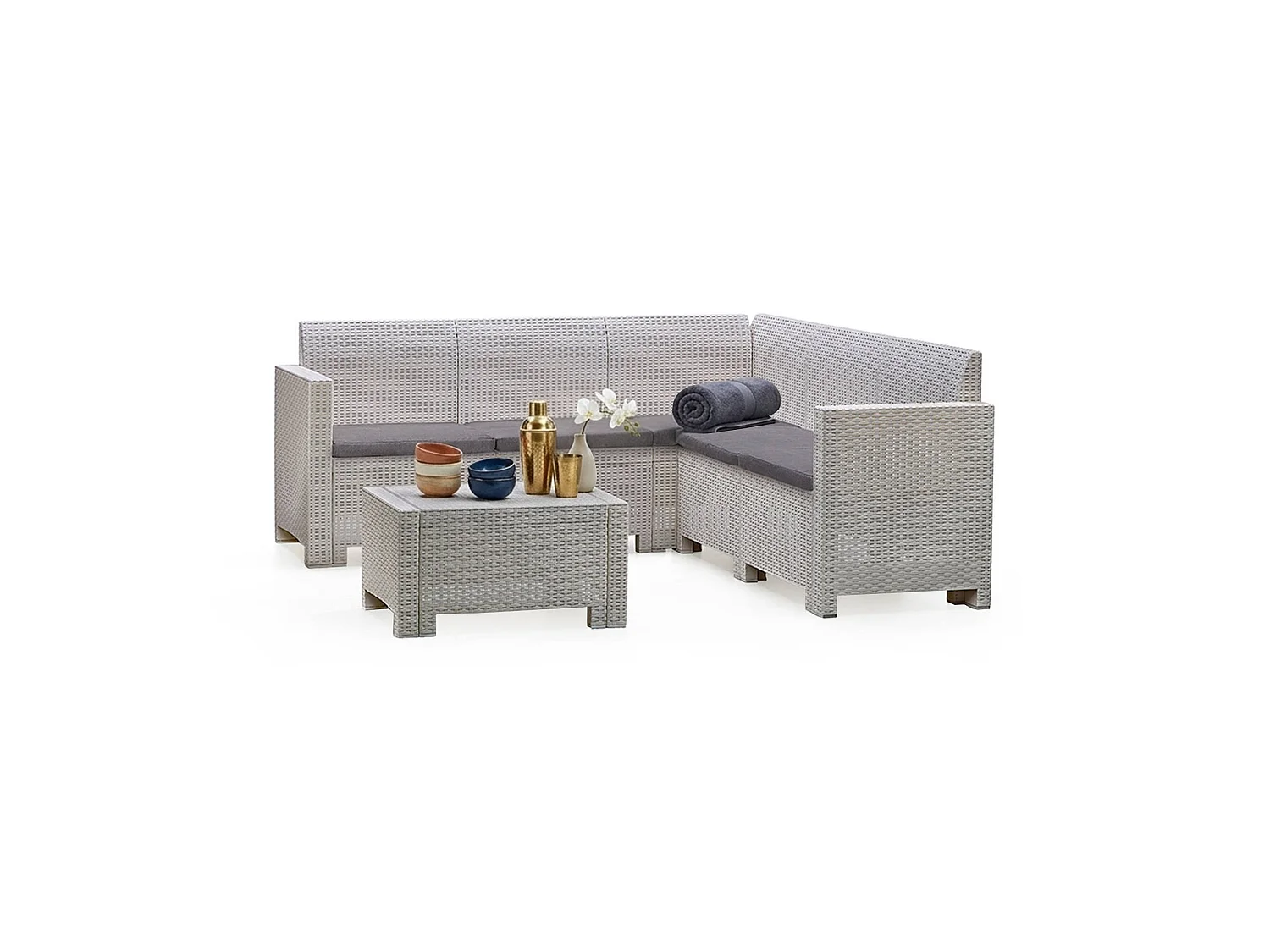 Dmora set Salotto da Esterno Eris Bianco 5 Posti Waterproof, Lavabile, 100% Resina Riciclabile, Salottino Outdoor un Tavolino Made in Italy
