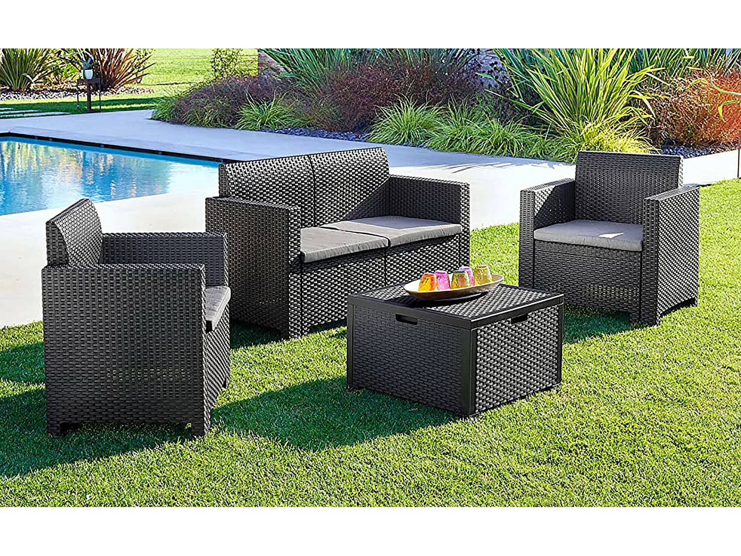 Conjunto de salón exterior Venere, Conjunto de jardín con cojines, Conjunto de salón interior efecto ratán, 100% Made in Italy, Antracita