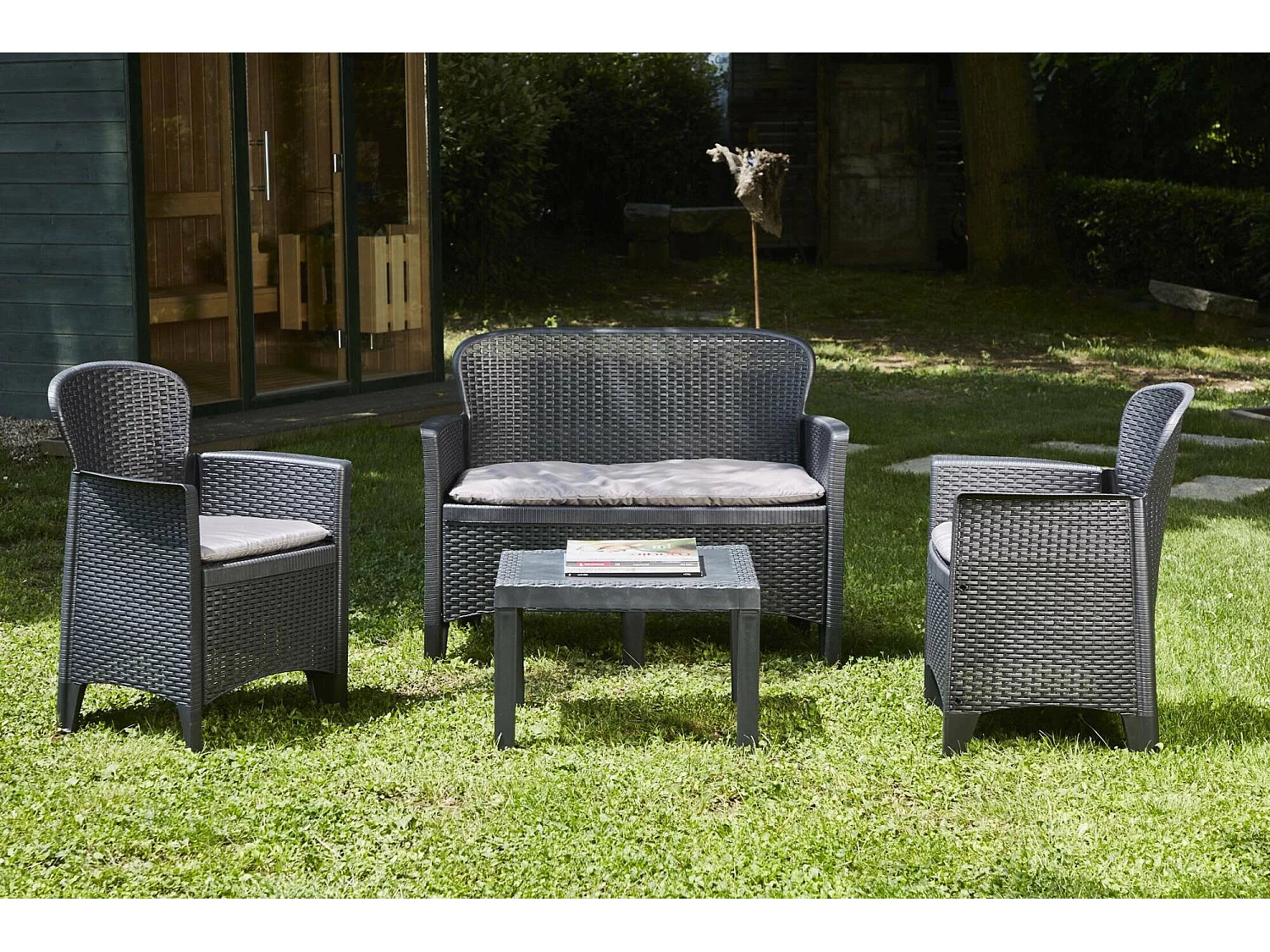Set salon d'extérieur Debois, composé de 2 fauteuils, 1 canapé et 1 table basse, 100% Made in Italy, Anthracite