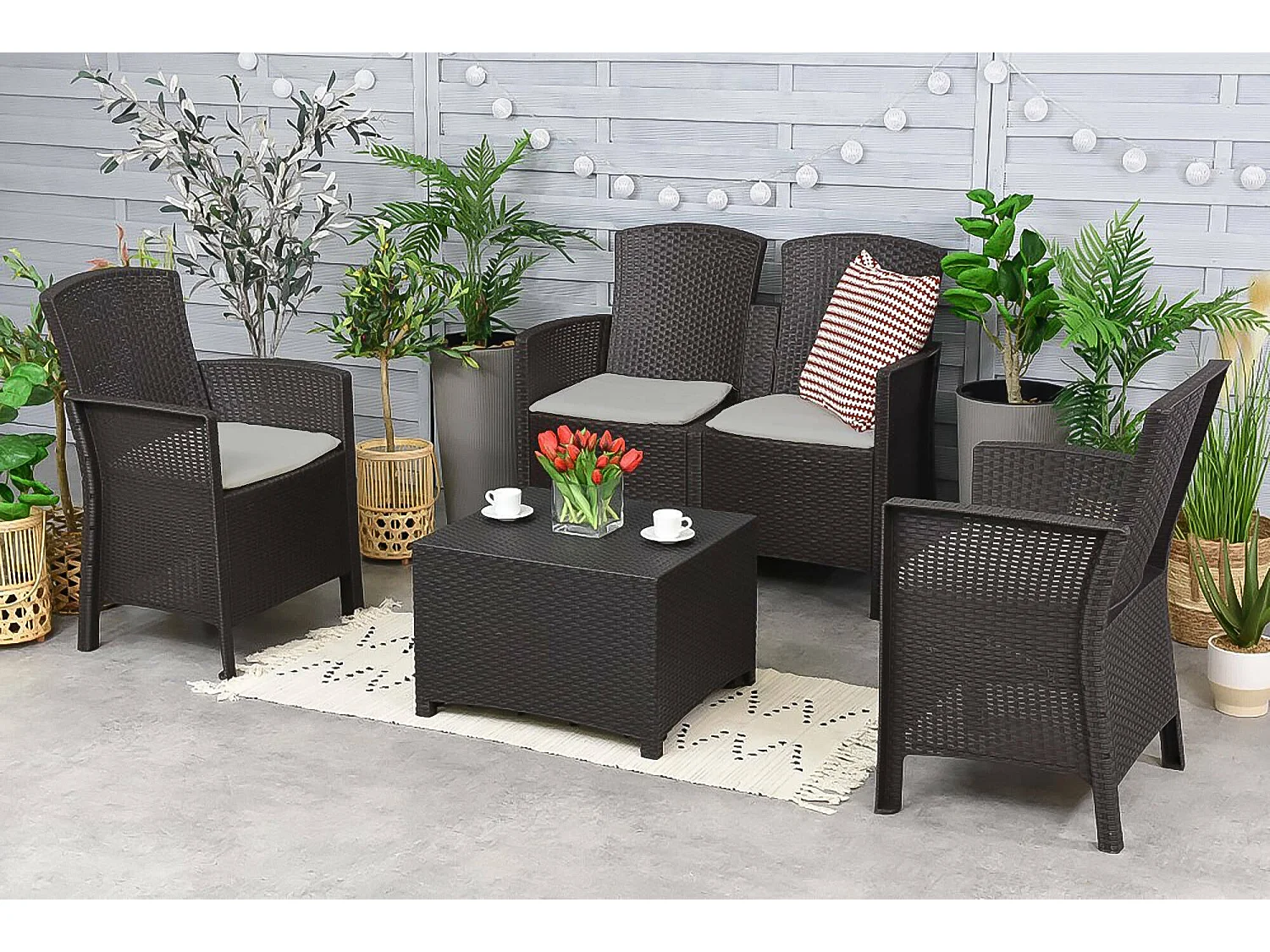 Set salotto da esterno Urano, Set da giardino con cuscini, Salottino indoor e outdoor effetto rattan, 100% Made in Italy, Antracite