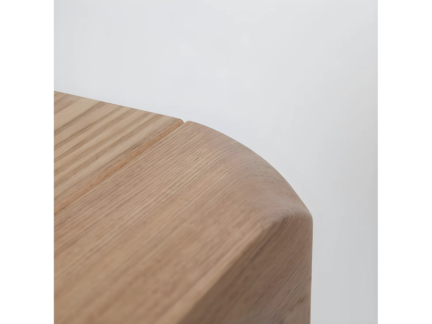 Storm - Table à manger 6 personnes aux bords arrondis en bois - Bois clair