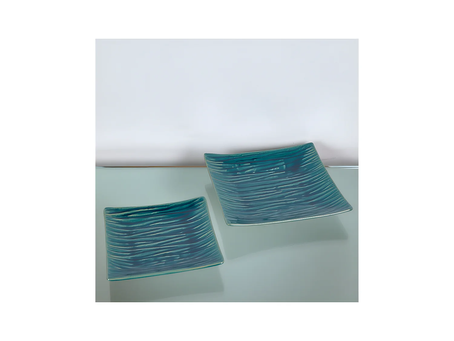 Juego de 2 centros cuadrados 27cm y 22cm verde lineas ceramica cerdeña