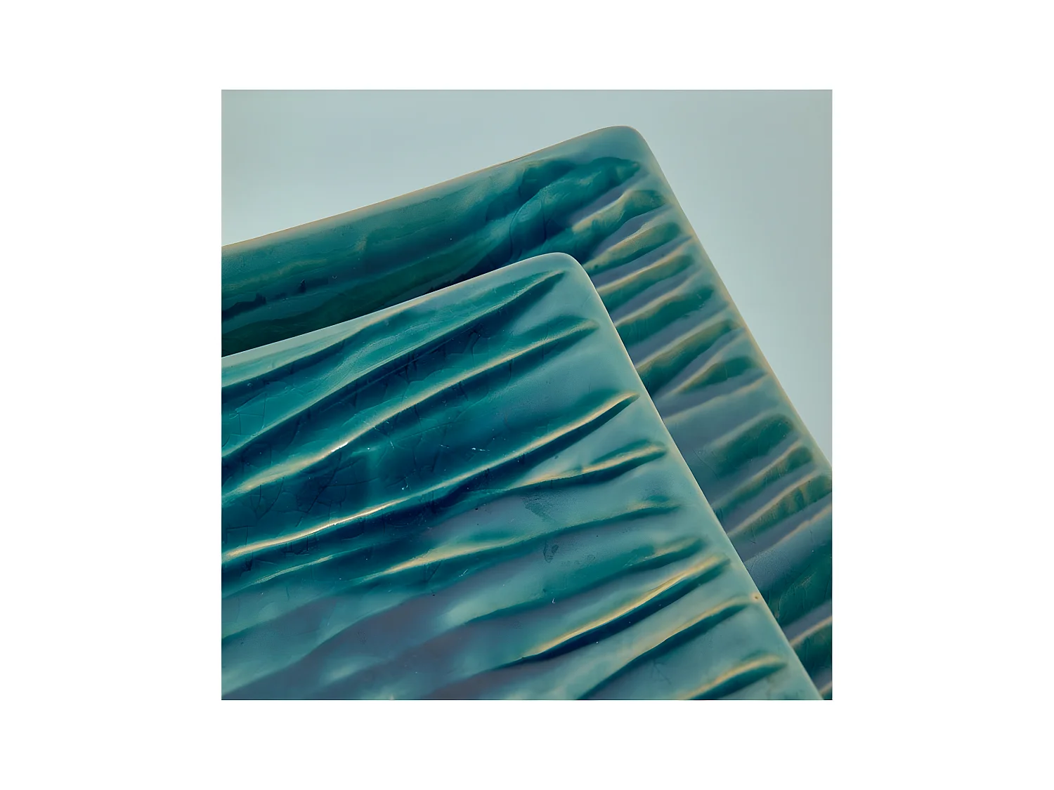 Juego de 2 centros cuadrados 27cm y 22cm verde lineas ceramica cerdeña