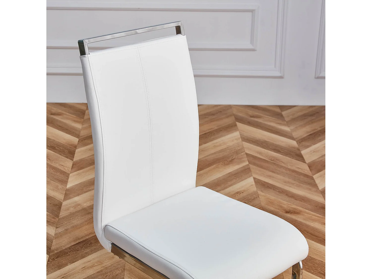 Lot de 4 Chaises cantilever en similicuir - structure en métal chromé - Blanc