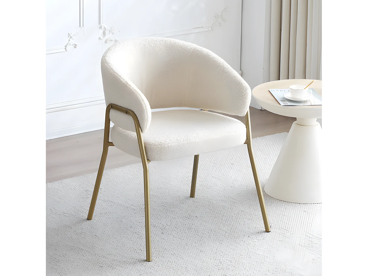 Lot de 4 chaises - tissu en sherpa - pieds dorés - beige