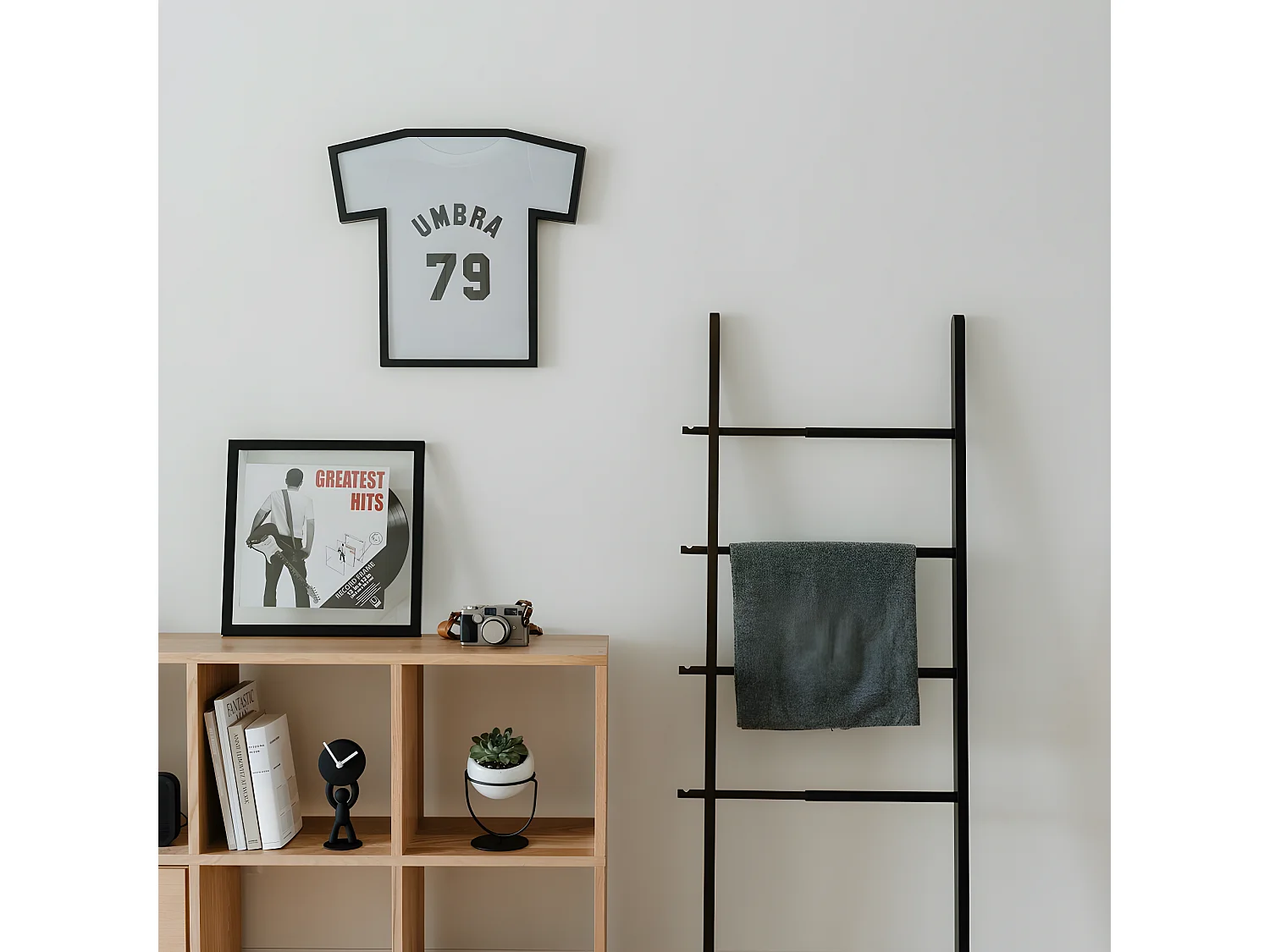 Cadre pour T-shirt taille S Noir  Umbra