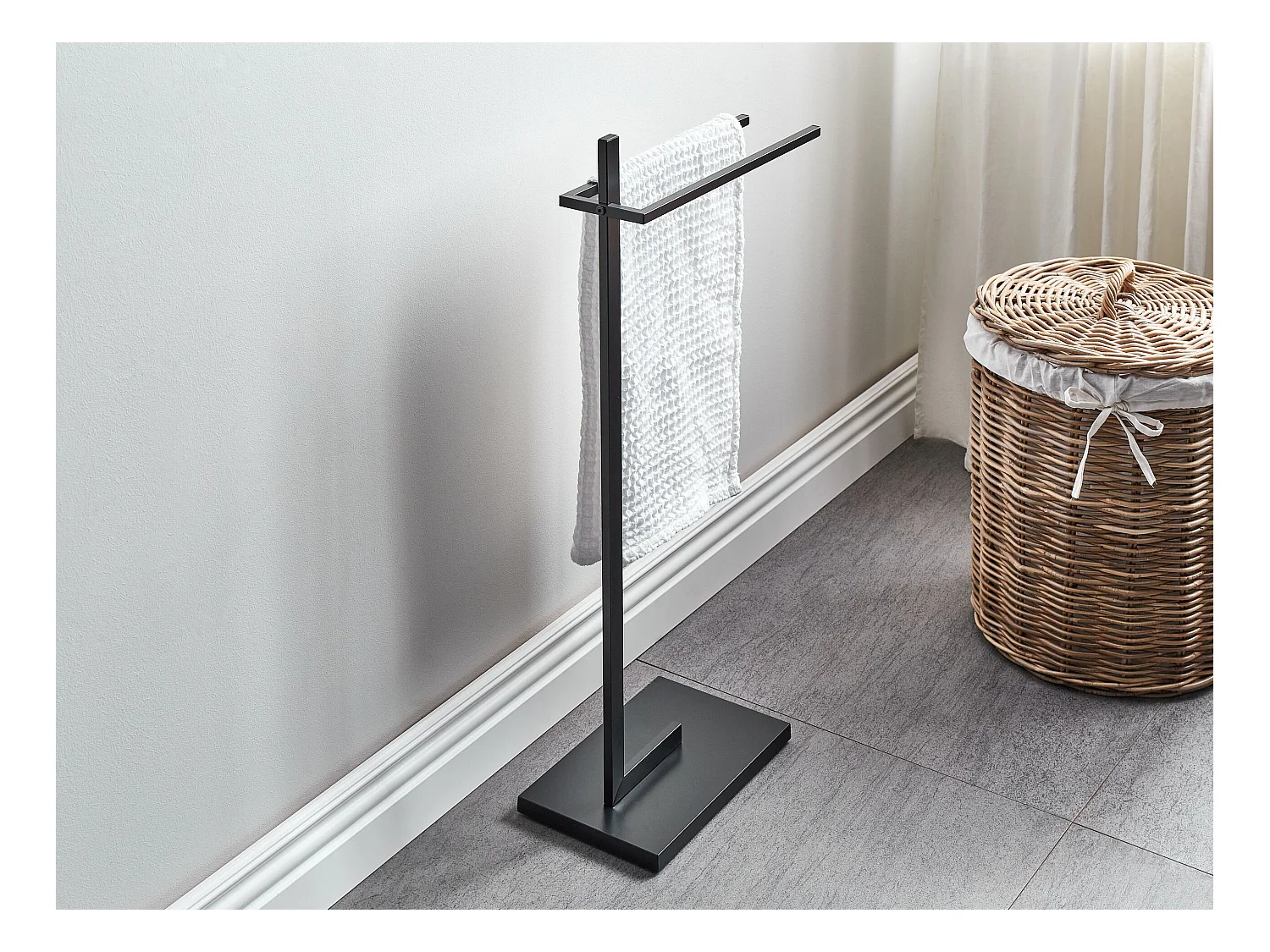 Porte-serviettes SELVA Métal Noir