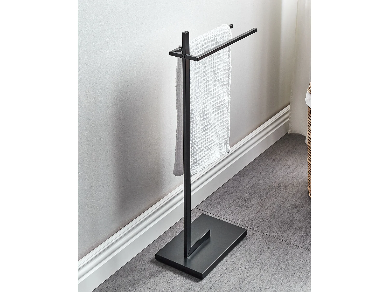 Towel Stand SELVA Metal Black