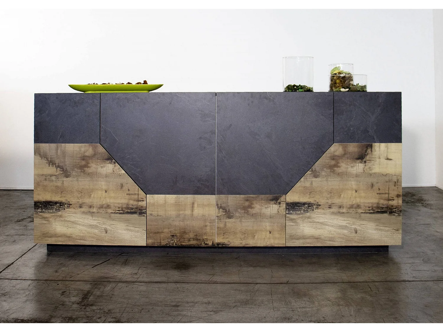 Buffet Dasllan, Buffet de cuisine avec 4 portes géométriques, Buffet de salon, Buffet de cuisine, 100% Made in Italy, 159x43h86 cm, Ardoise et Érable